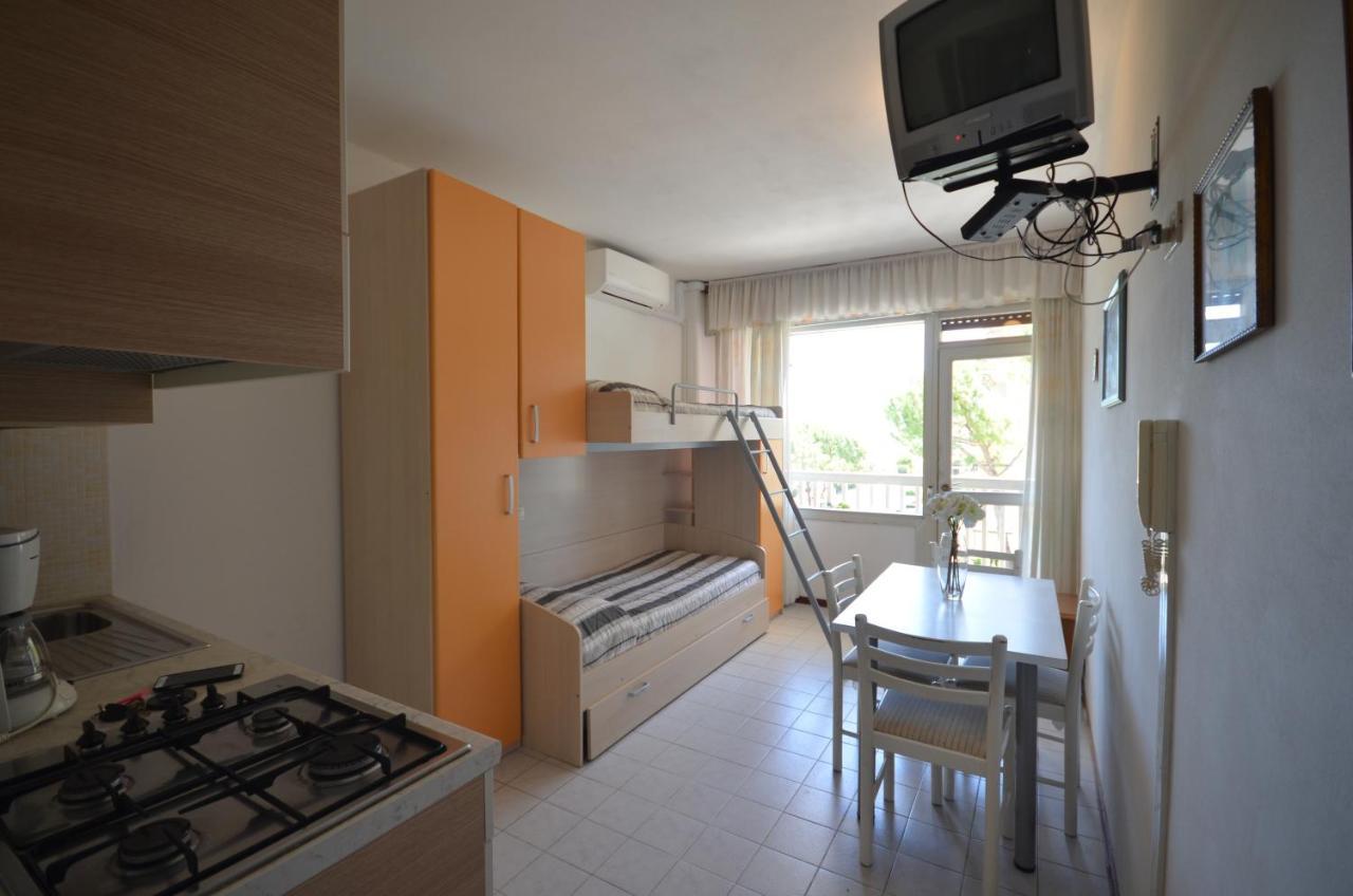 Appartamenti Bristol Bibione Exterior foto